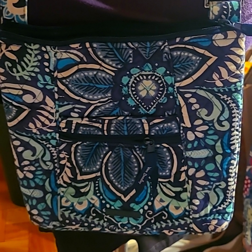 Like new Vera Bradley purse